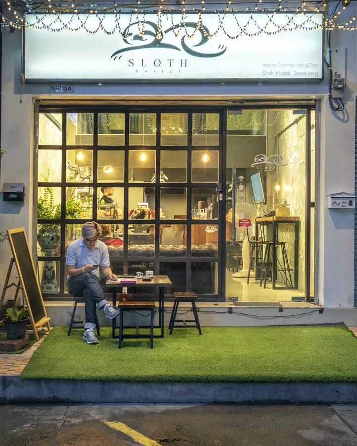 Sloth Hostel Don Mueang Bangkok Buitenkant foto